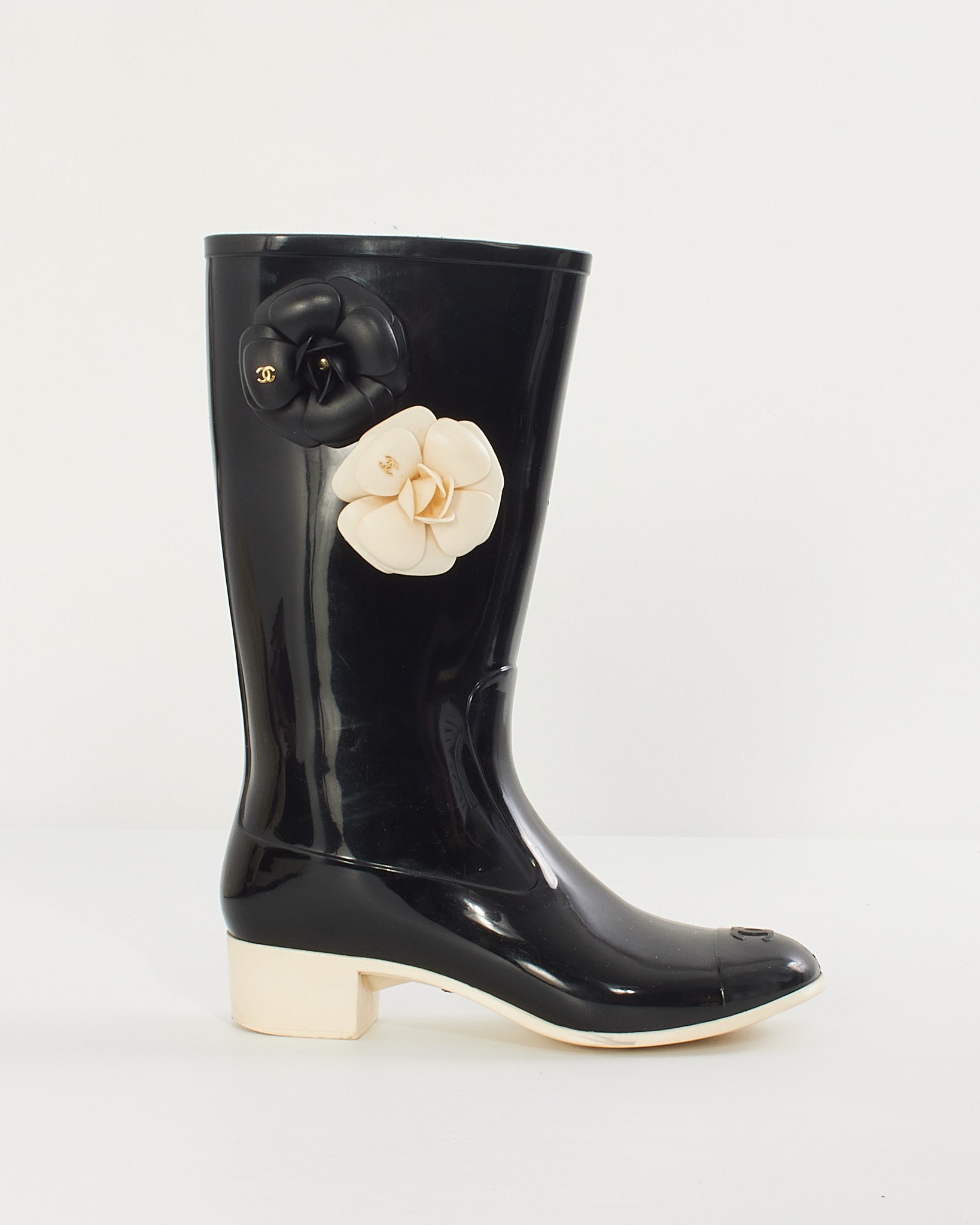 Chanel camellia shop rain boots