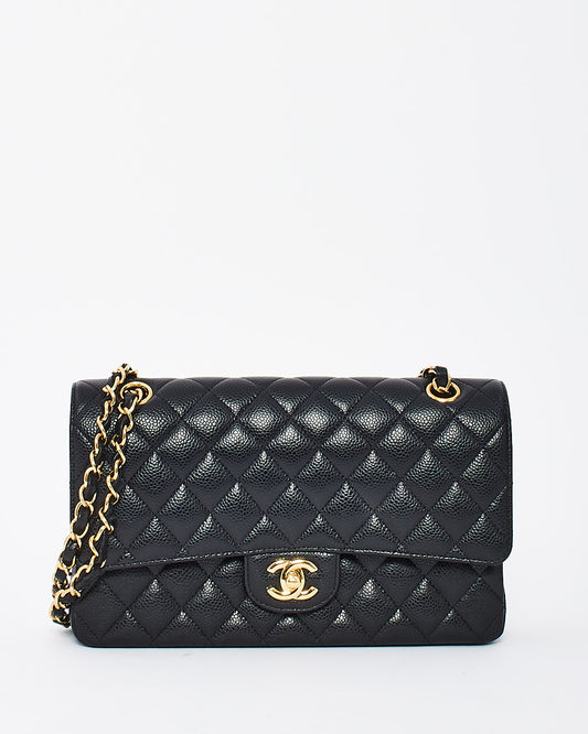 Sac à rabat classique moyen en cuir caviar noir Chanel avec GHW