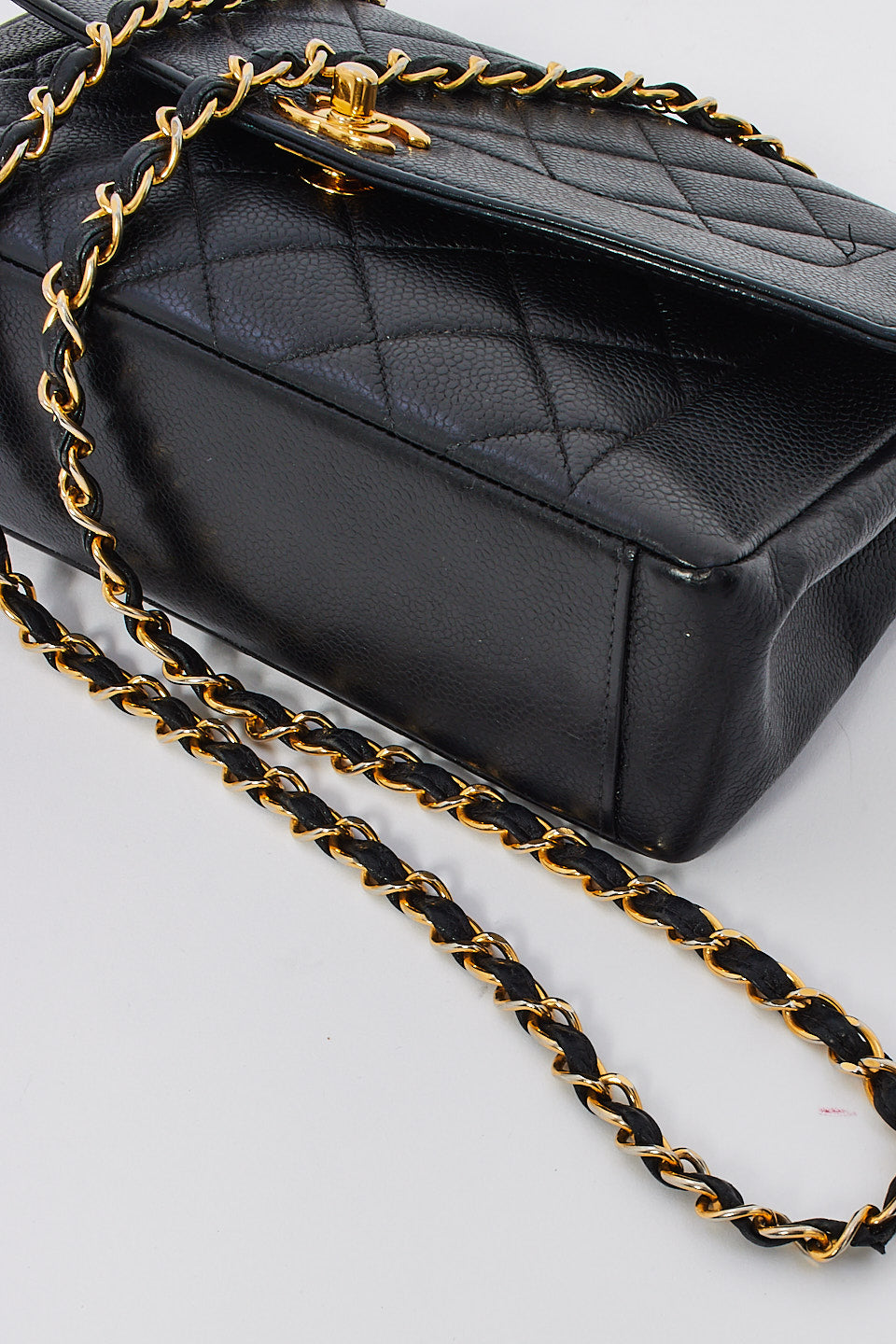 Chanel Vintage Black Caviar Leather Medium Diana Flap Shoulder Bag