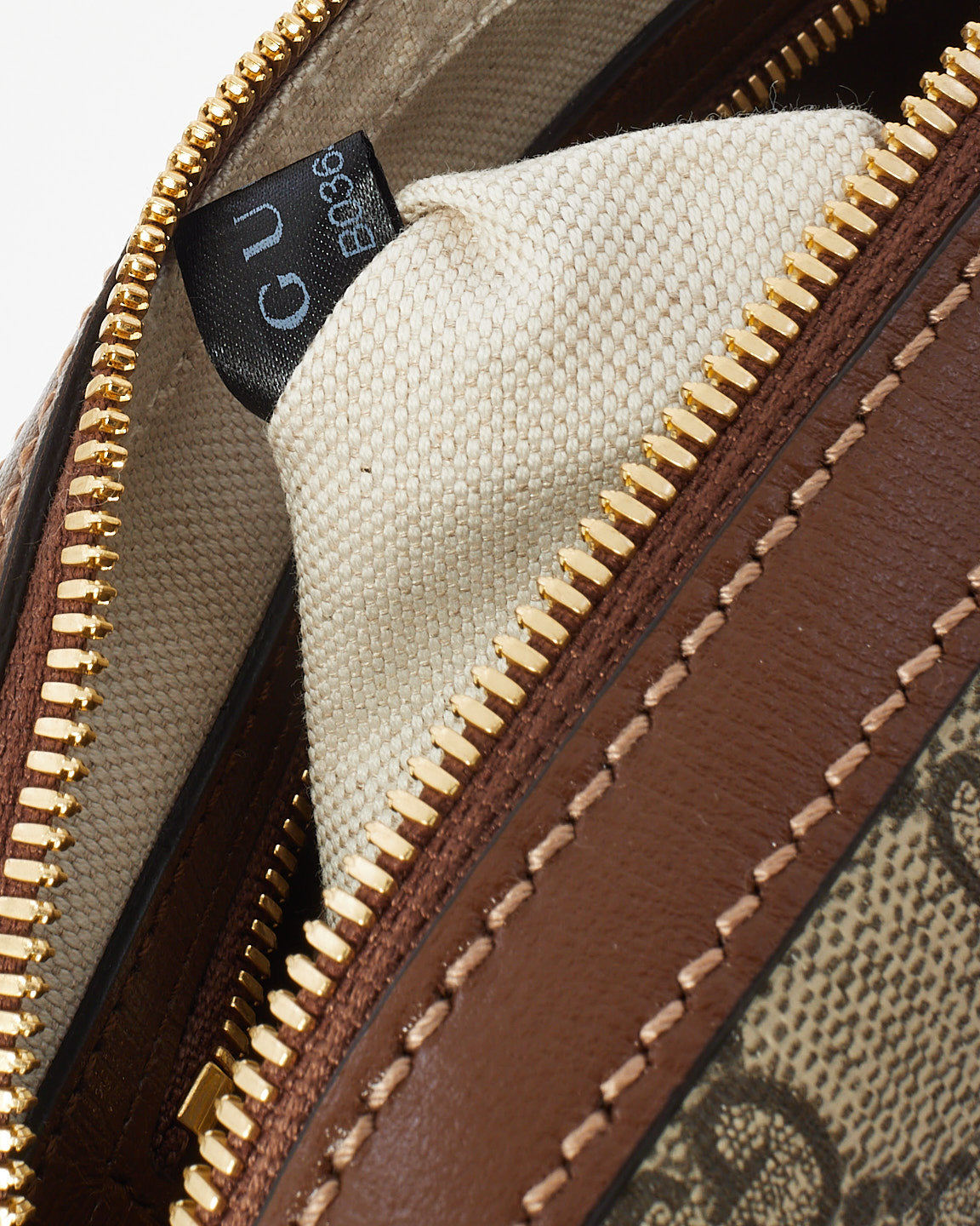 Gucci Brown / Beige GG Supreme Canvas Interlocking G Messenger Bag