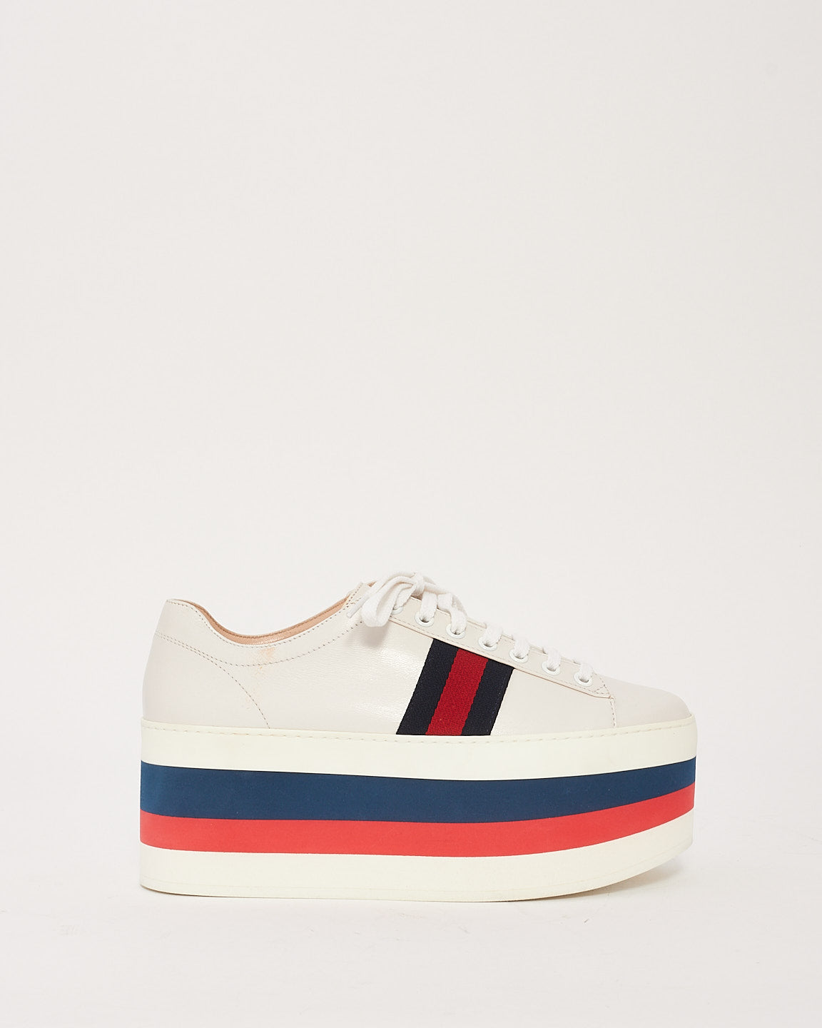 Gucci store peggy sneakers