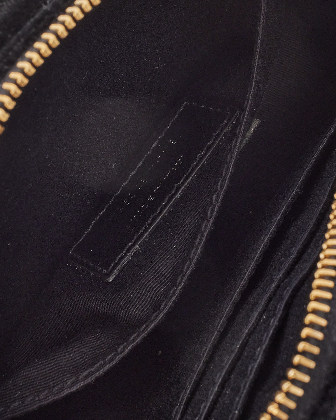 Sac ceinture Saint Laurent en velours noir à monogramme et chevrons