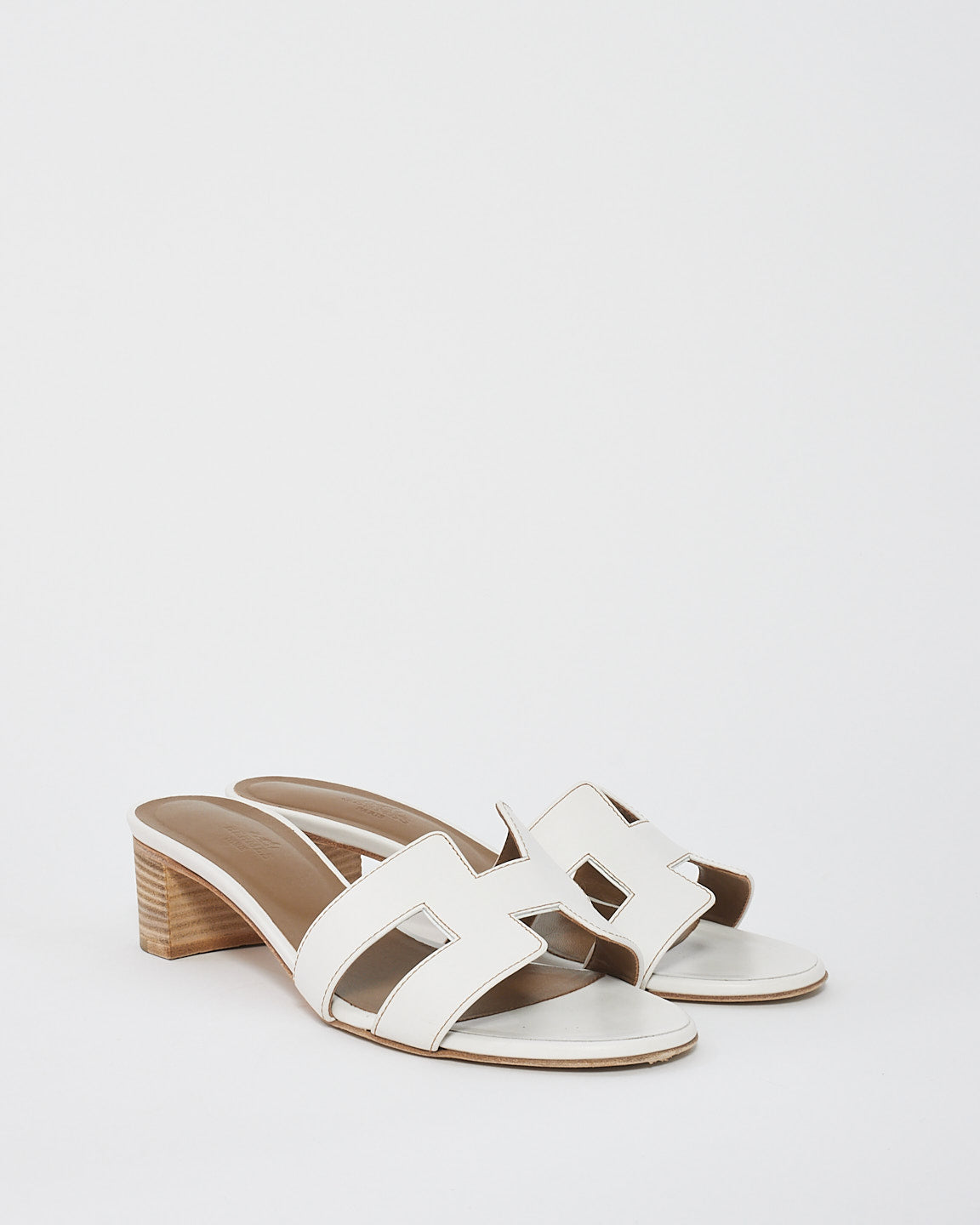 Hermès White Leather Oasis Sandals - 39.5