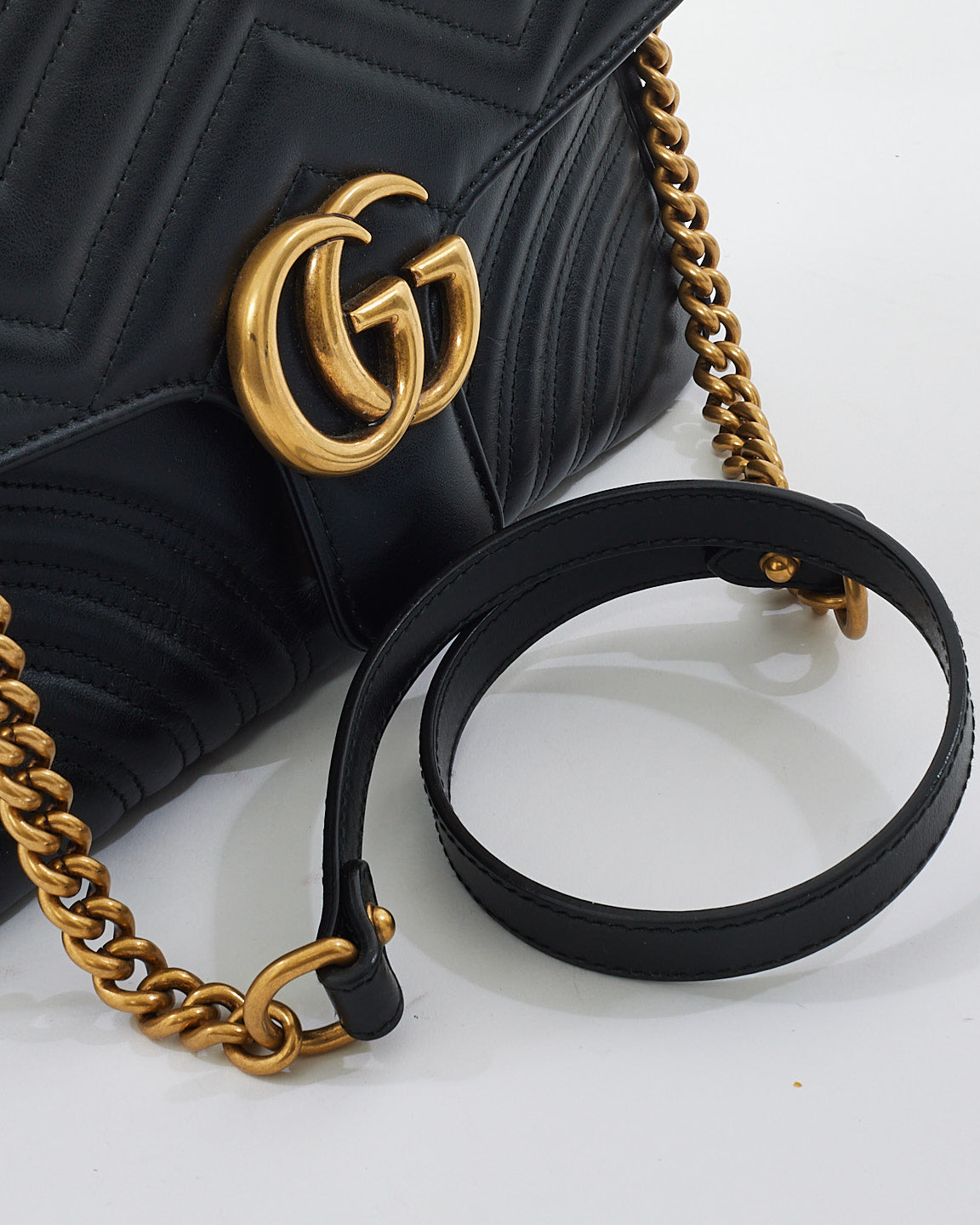 Gucci Black Matelssé Leather GG Marmont Small Top Handle Bag