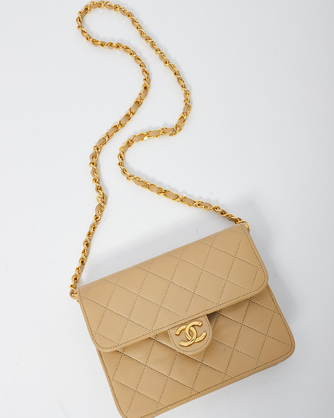 Chanel Vintage Beige Lambskin Quilted 24K Gold Small Square Single Flap Chain Bag