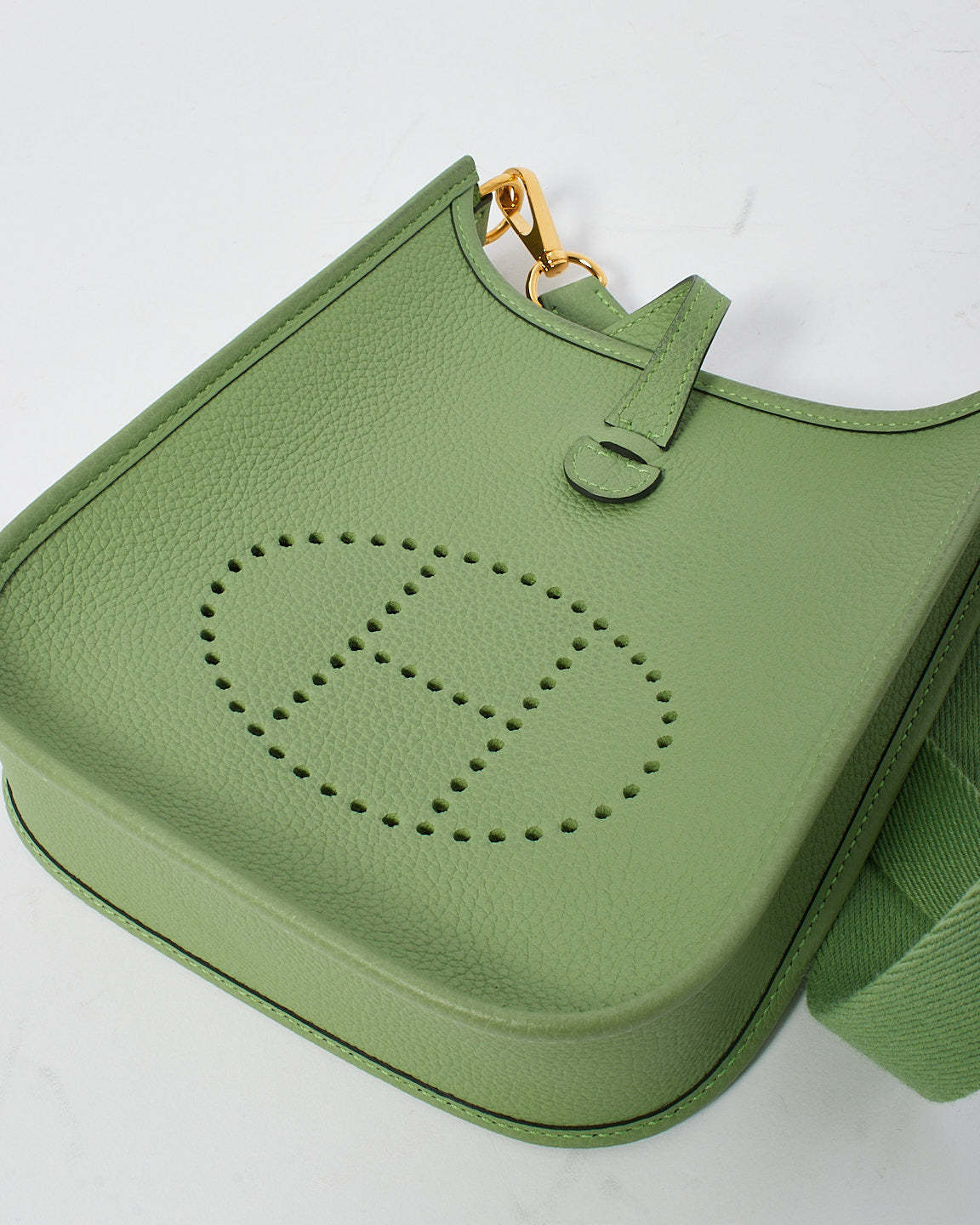 Hermès Vert Criquet Taurillon Maurice Leather Evelyne TPM