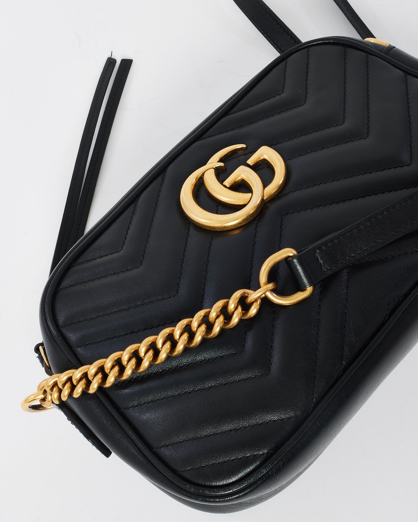 Petit sac pour appareil photo Marmont en cuir Matlassée noir Gucci