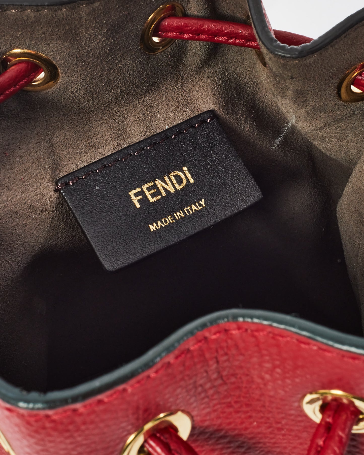 Fendi Mini sac seau "Mon Trésor" en cuir rouge