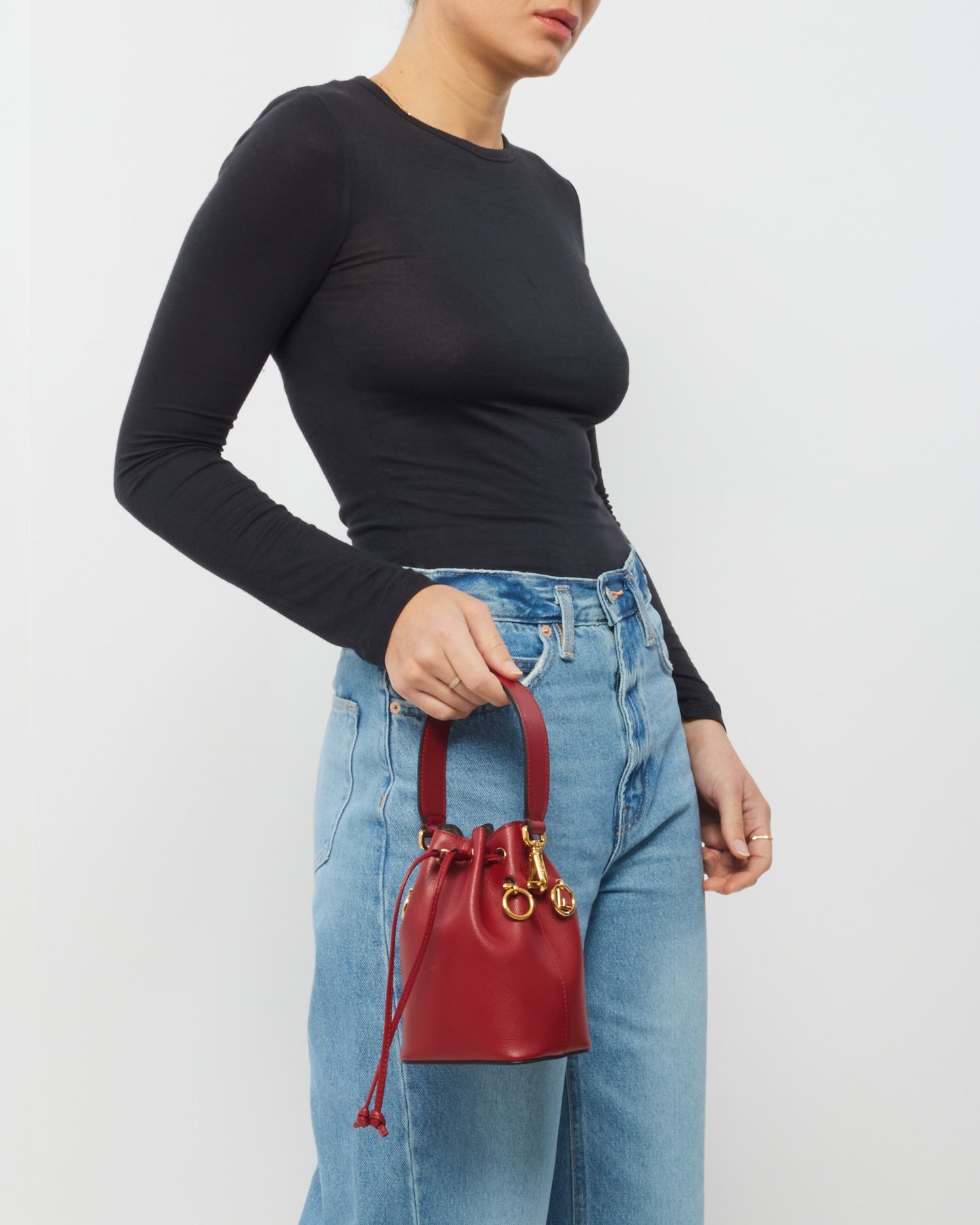 Fendi Mini sac seau "Mon Trésor" en cuir rouge