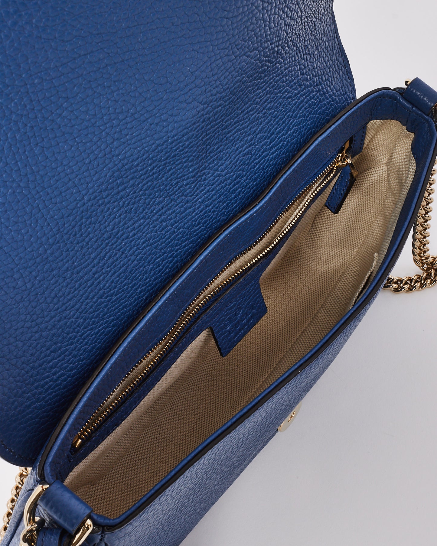 Sac à bandoulière Soho en cuir grainé bleu Gucci