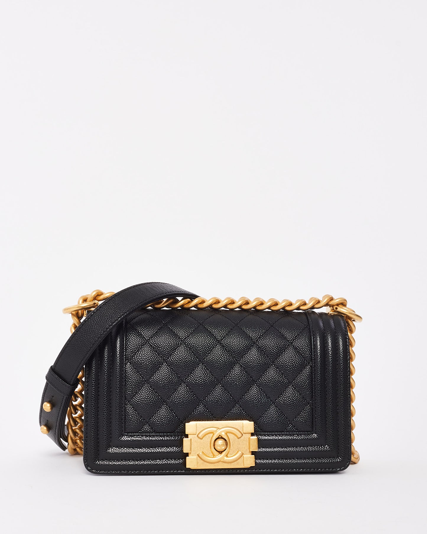 Sac petit garçon matelassé en cuir caviar noir Chanel GHW