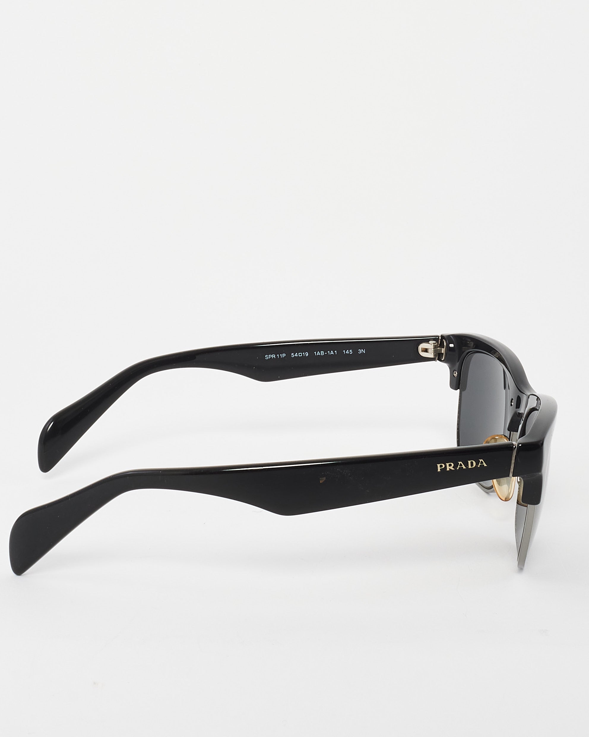 Prada store wayfarer eyeglasses