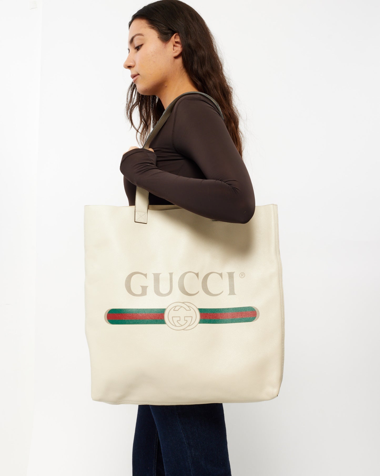 Grand sac fourre-tout avec logo en cuir crème Gucci