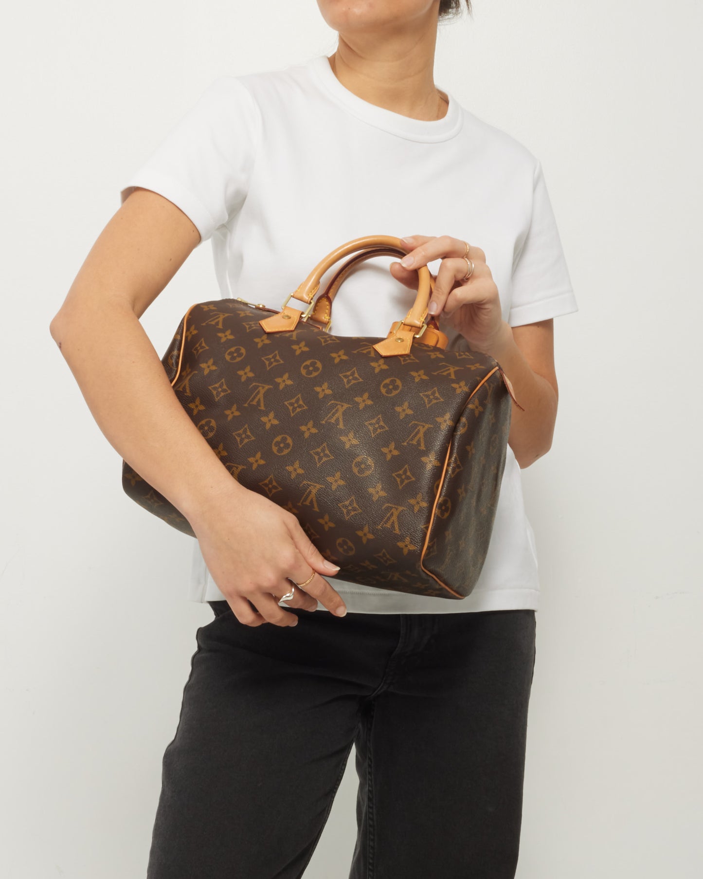 Louis Vuitton Monogram Canvas Speedy 30