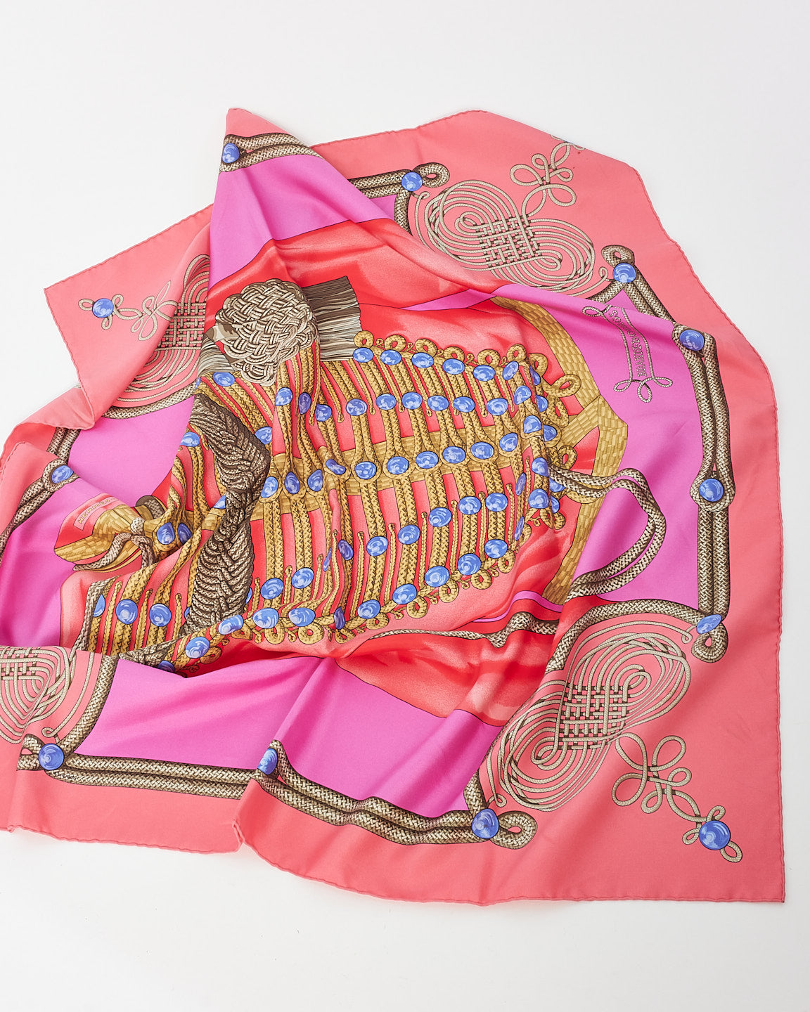 Hermès Foulard En Soie Rose Multi "Brandebourgs"