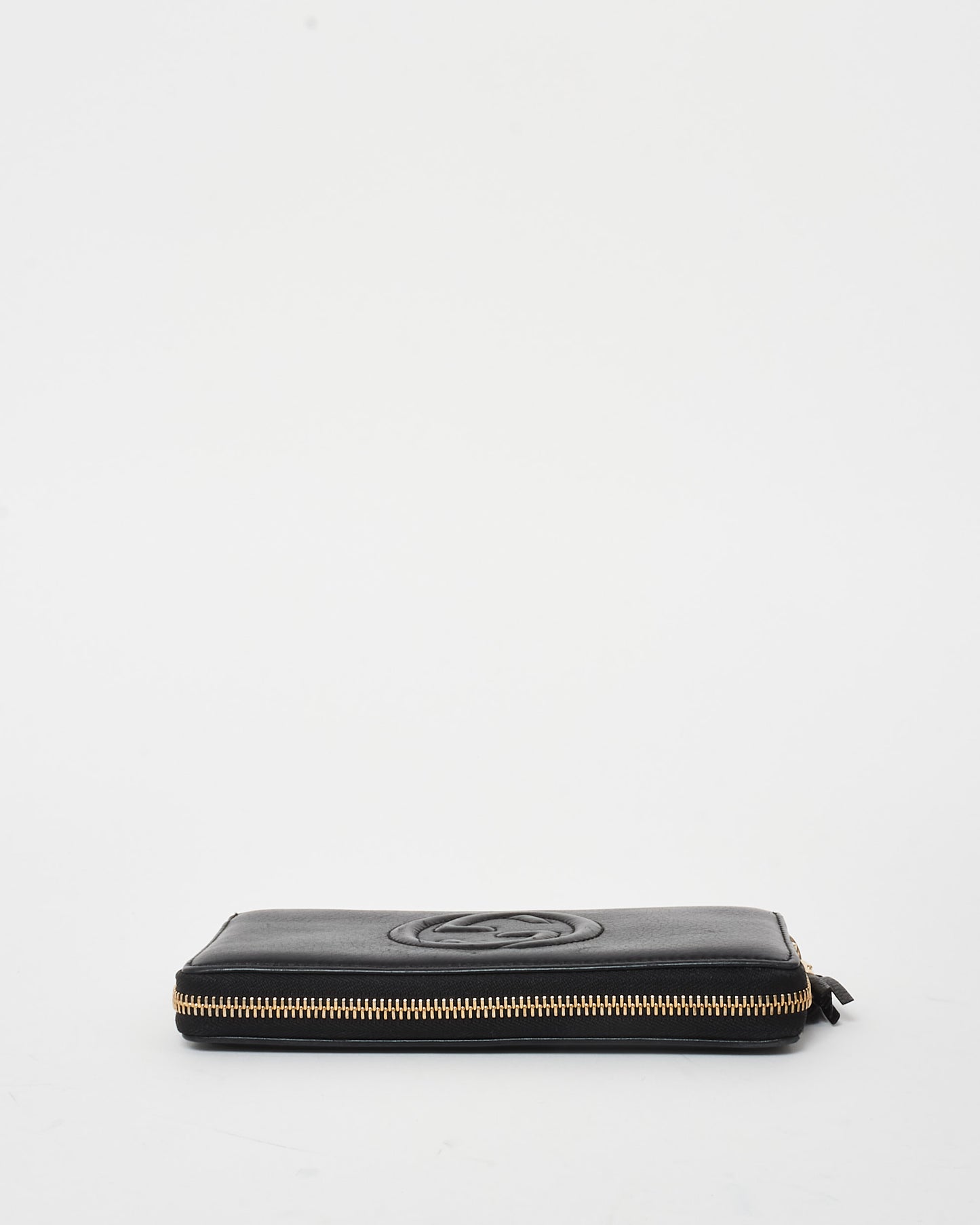 Gucci Black Leather Embossed Logo Soho Zip Wallet