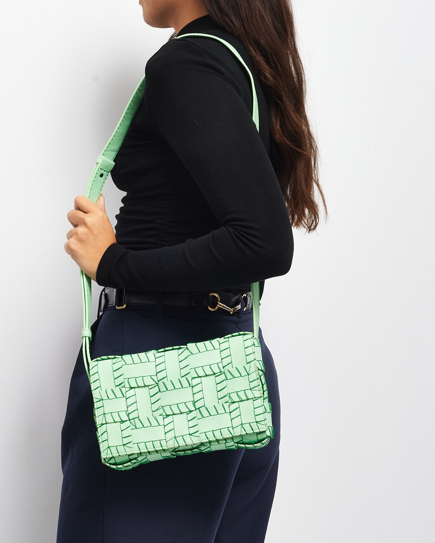 Bottega Veneta Green Leather & Dark Green Stitch Cassette Bag