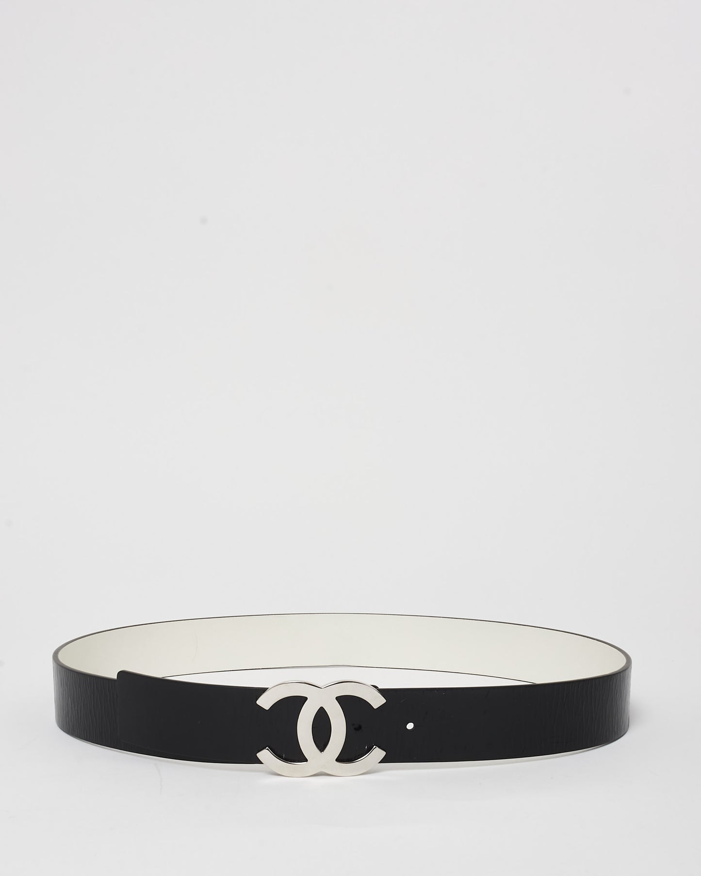 Chanel Black & White Patent Leather CC Logo Reversible Belt - 90