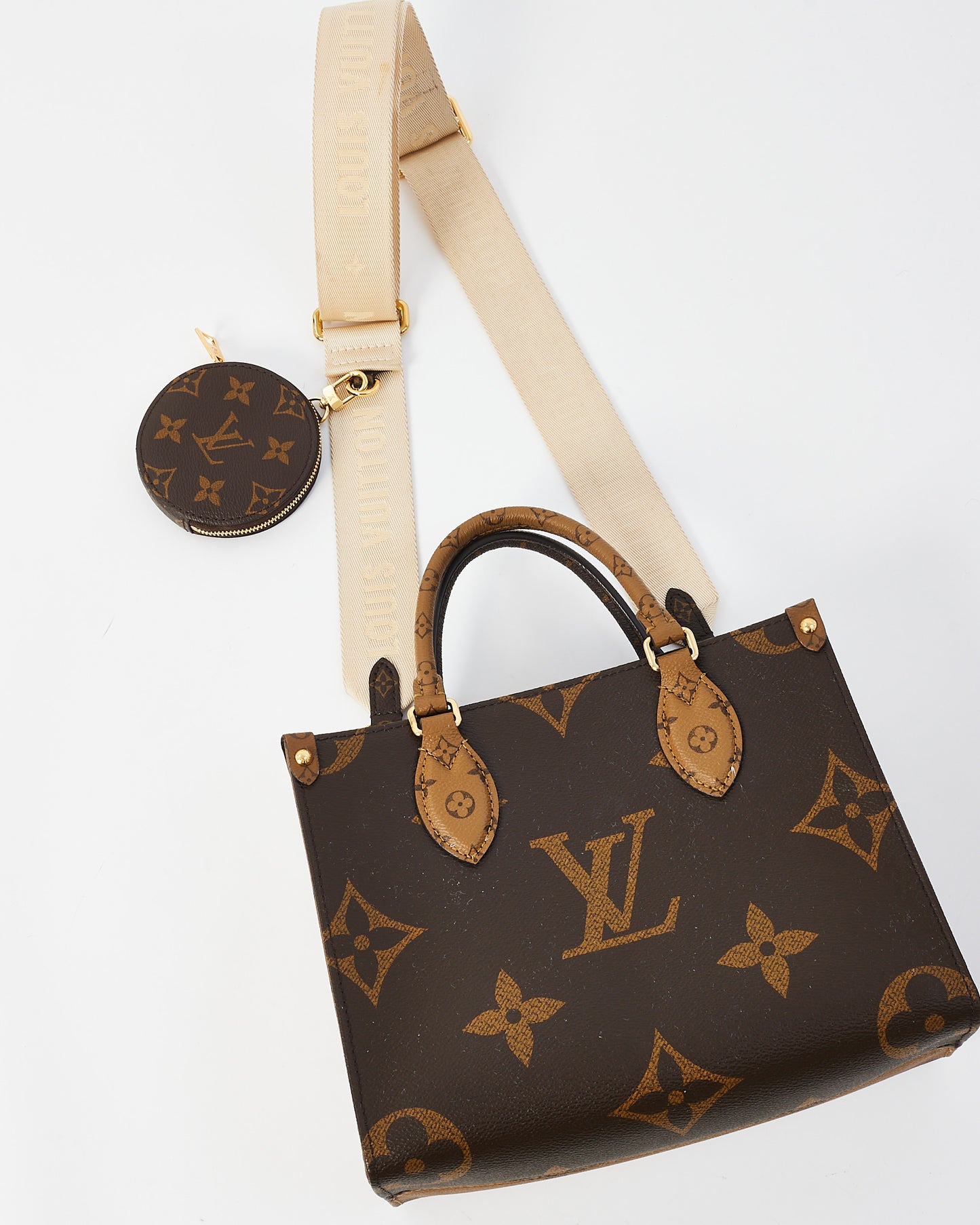 Louis Vuitton Reverse Giant Monogram OnTheGo PM Tote Bag