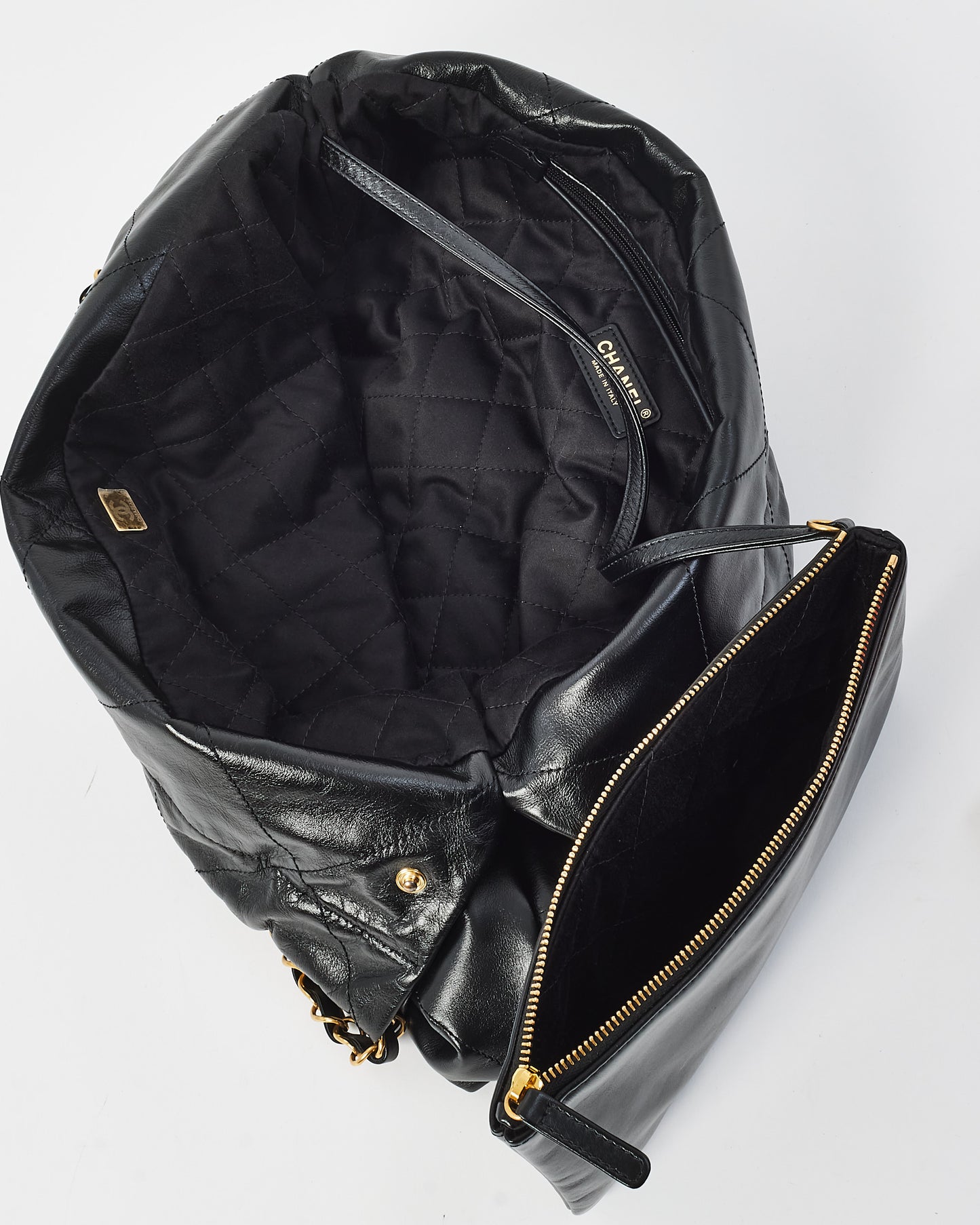 Chanel Black Lambskin Leather Chanel 22 Shoulder Bag