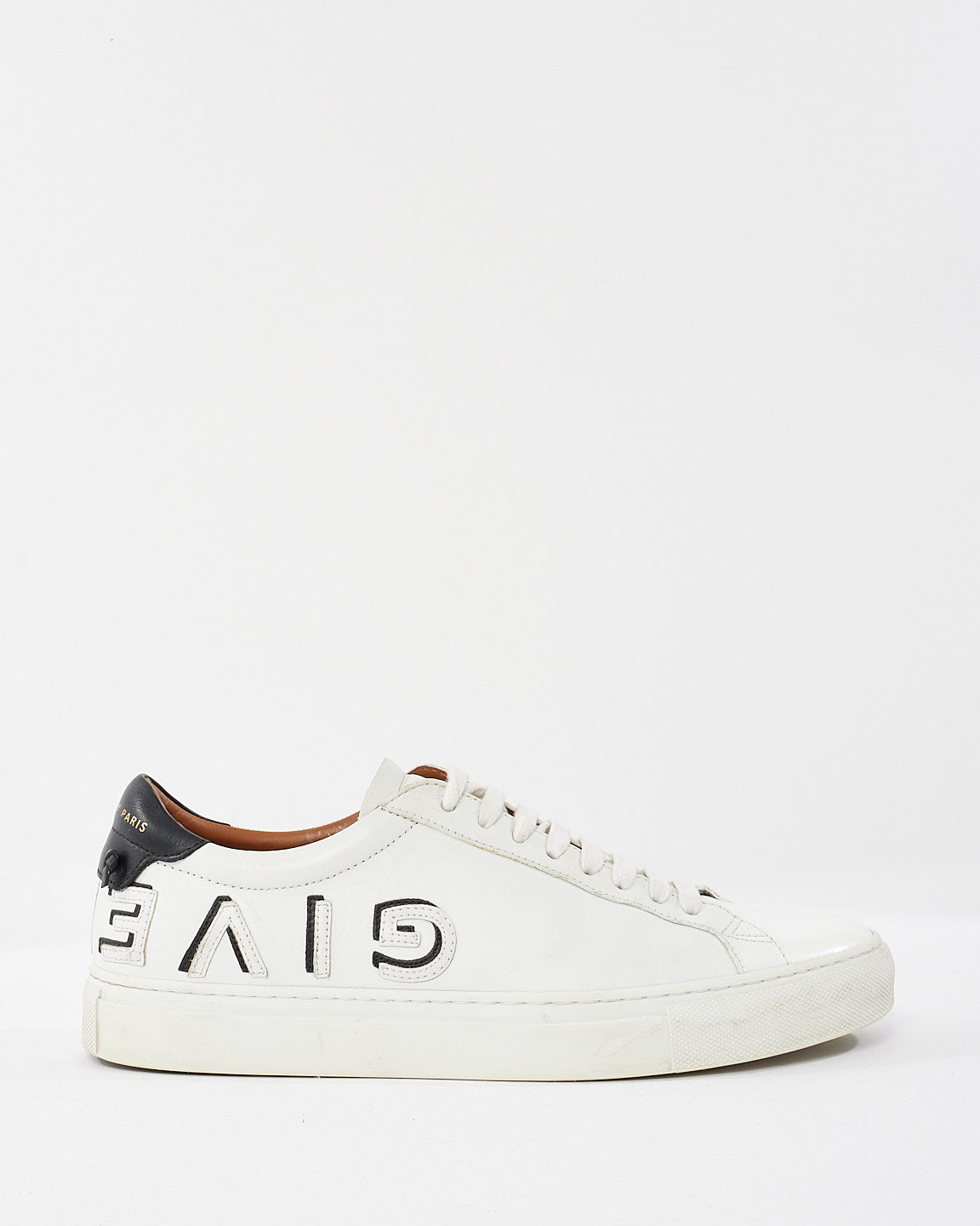 Givenchy White & Black Leather Reverse Low Top Sneakers - 41 MEN