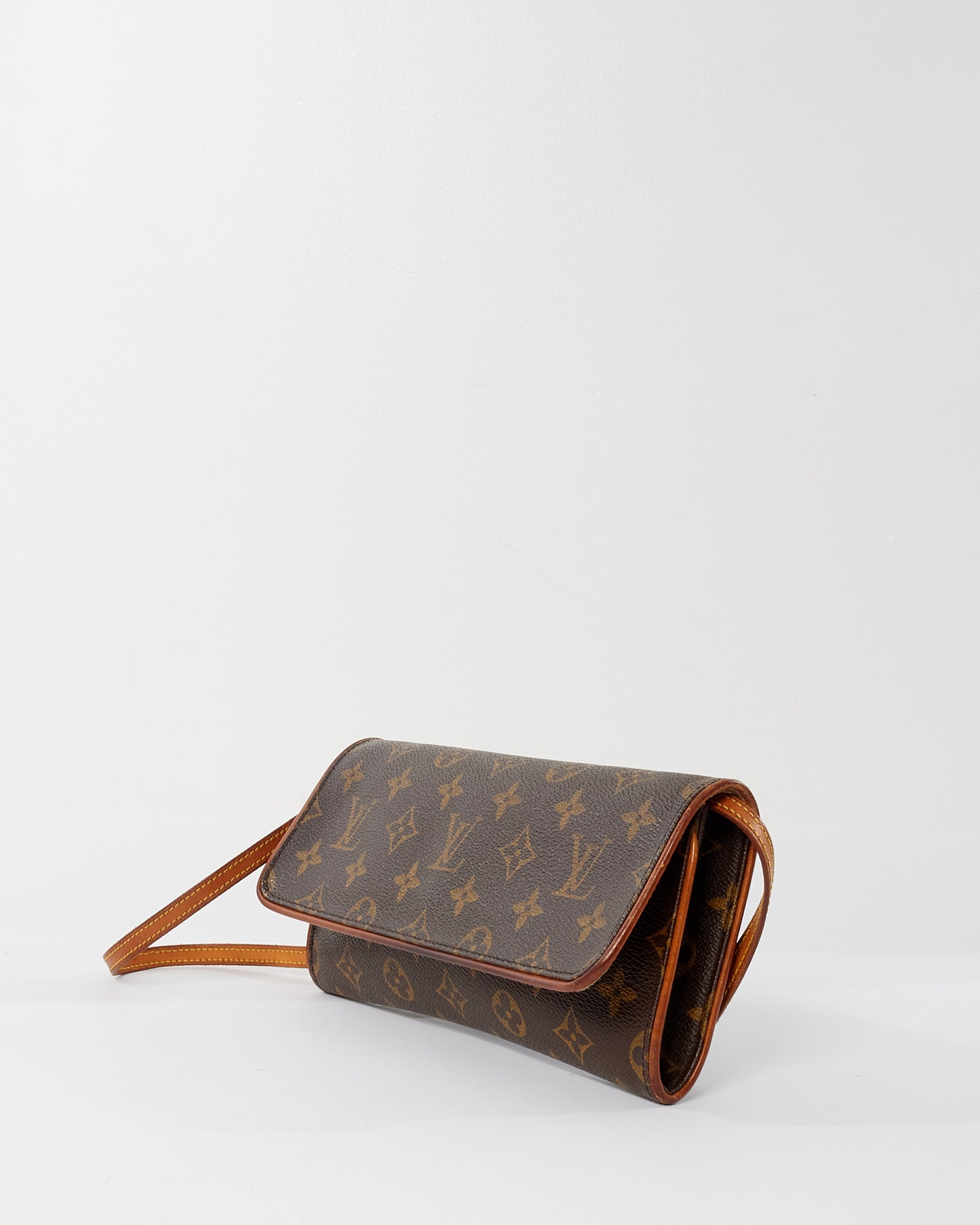 Louis Vuitton Monogram Canvas Monogram Twin Pochette GM w/ Strap