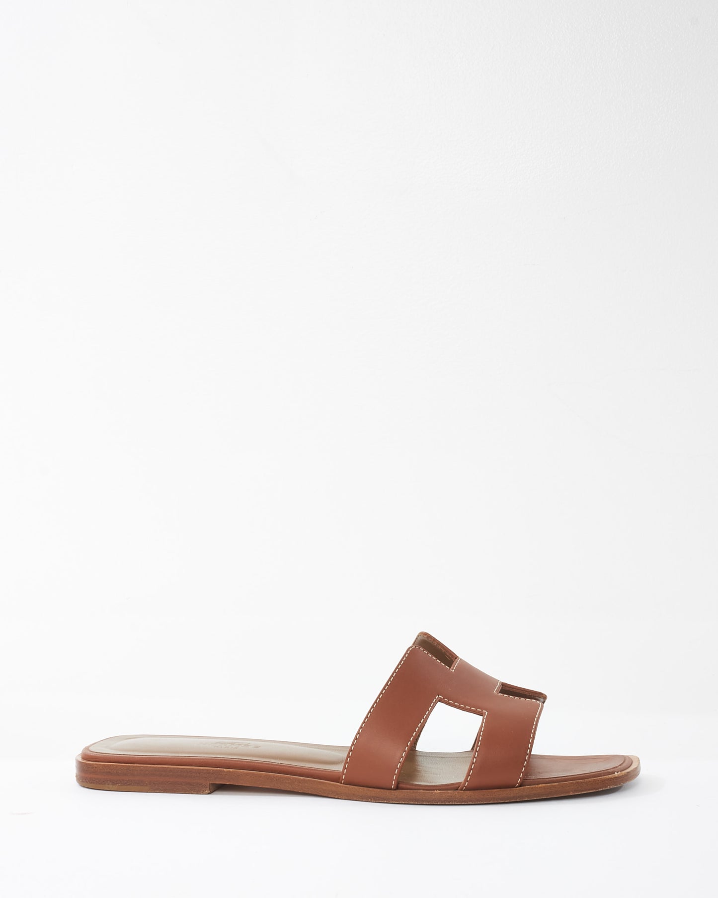 Hermès Gold Leather Oran Sandals 39.5