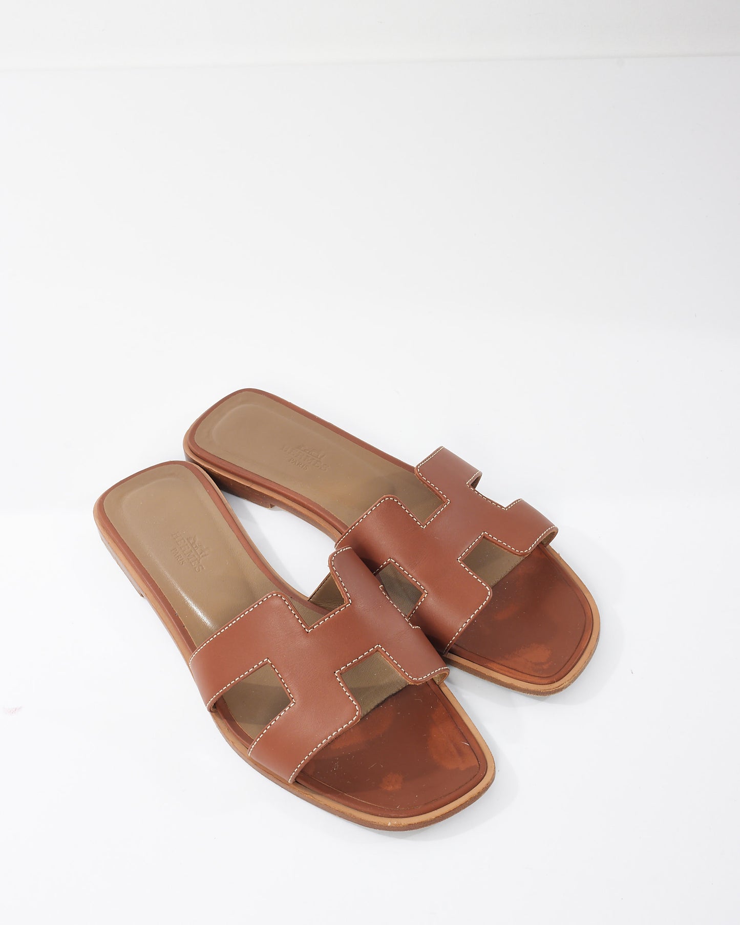 Hermès Gold Leather Oran Sandals 39.5