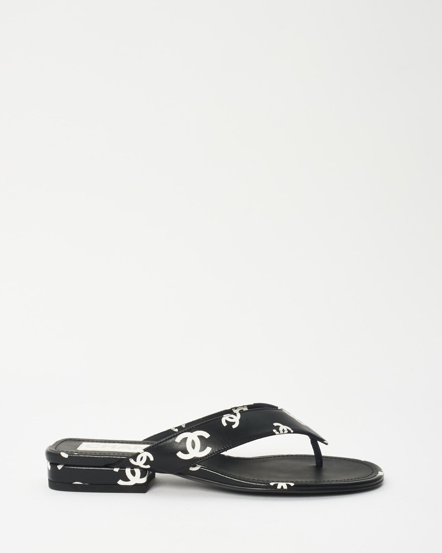 Chanel Black & White Logo Leather 22S Flip Flop Sandals - 35