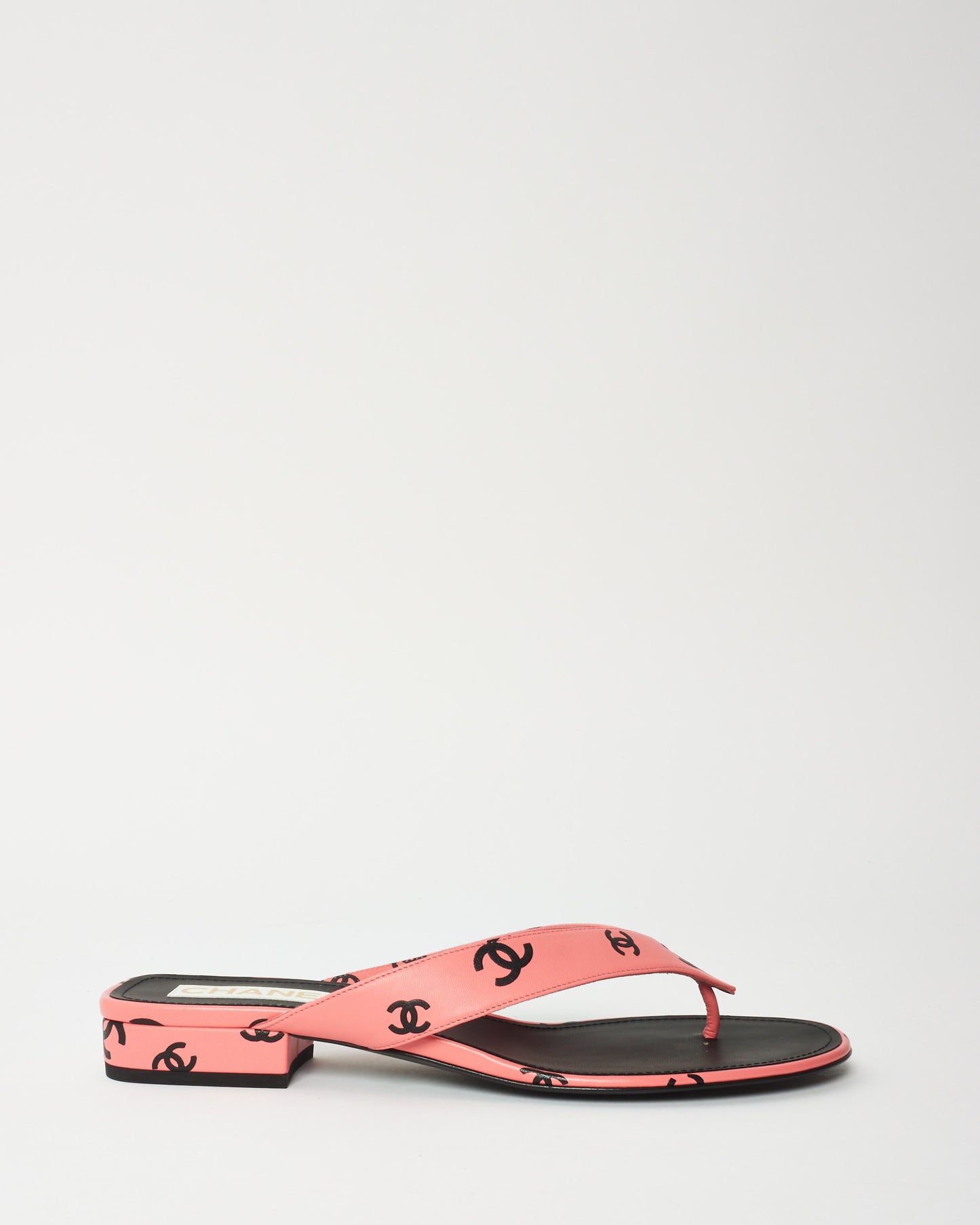 Chanel Pink & Black Logo Leather 22S Flip Flop Sandals - 42