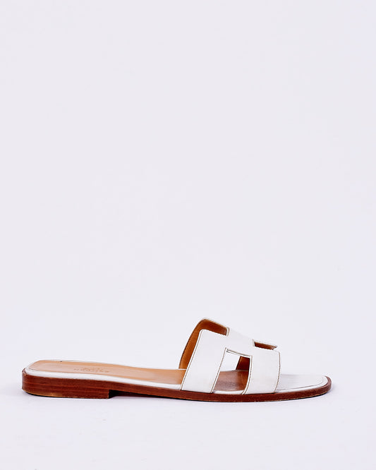 Hermès White Leather Oran Sandals - 39