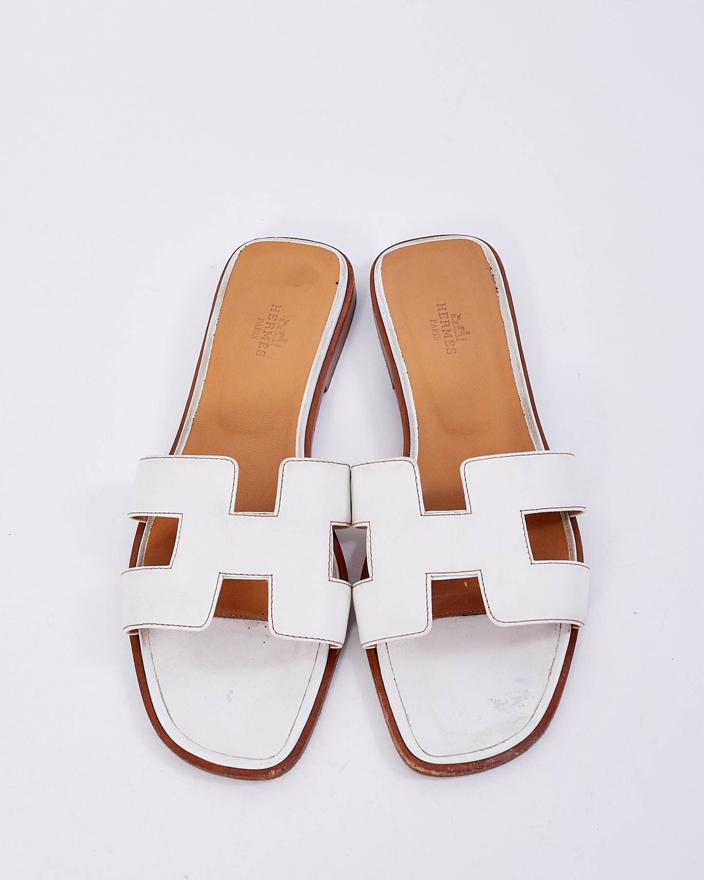 Hermès White Leather Oran Sandals - 39