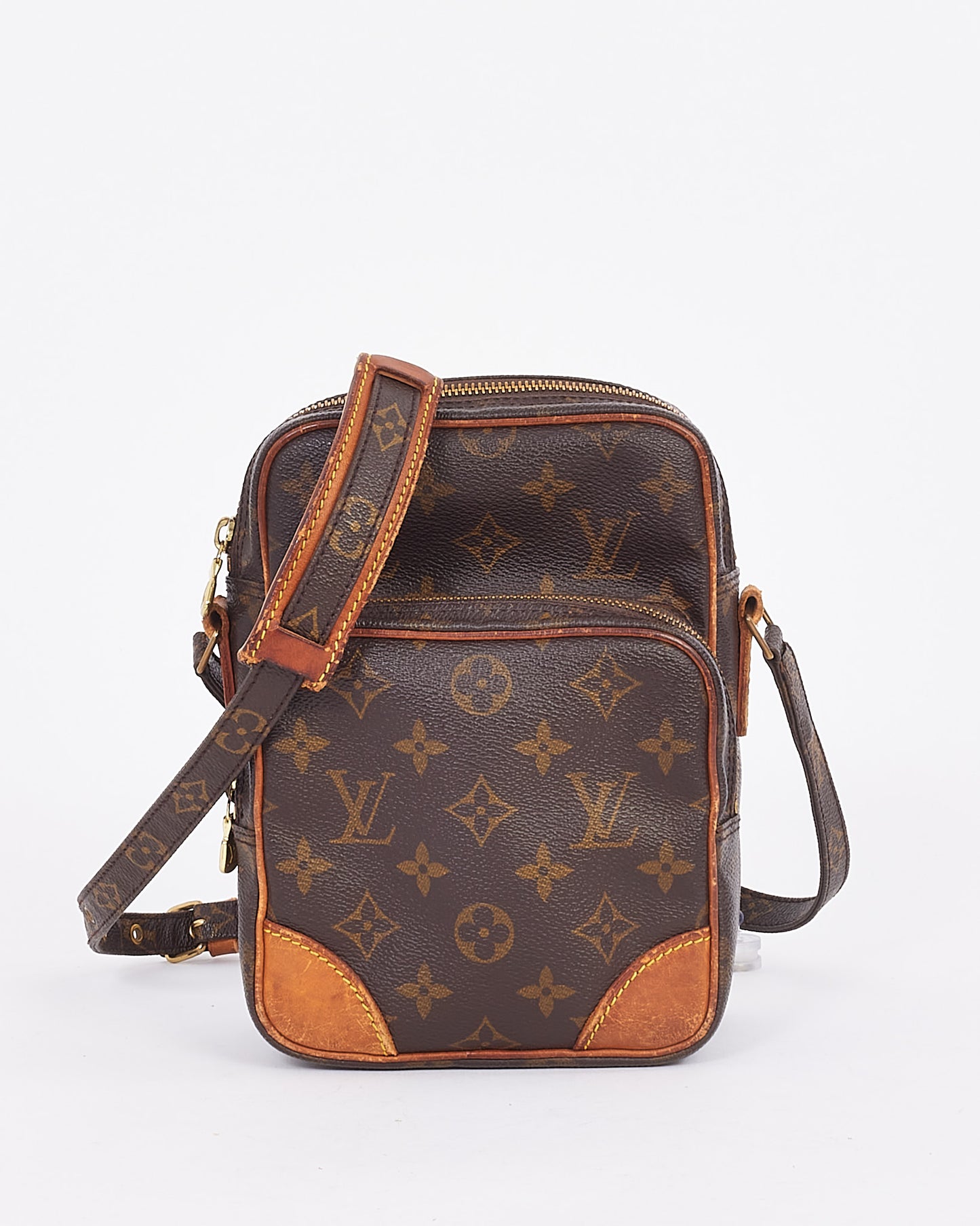 Louis Vuitton Monogram Canvas Amazone 22 Crossbody Bag