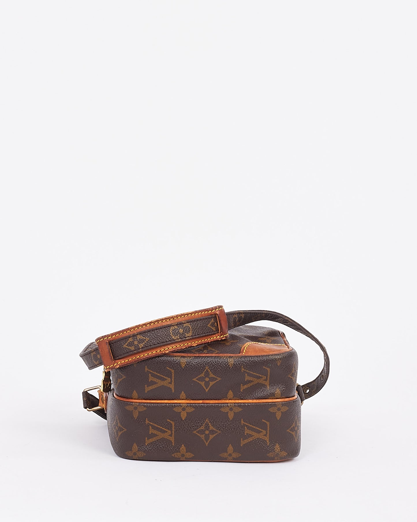 Louis Vuitton Monogram Canvas Amazone 22 Crossbody Bag