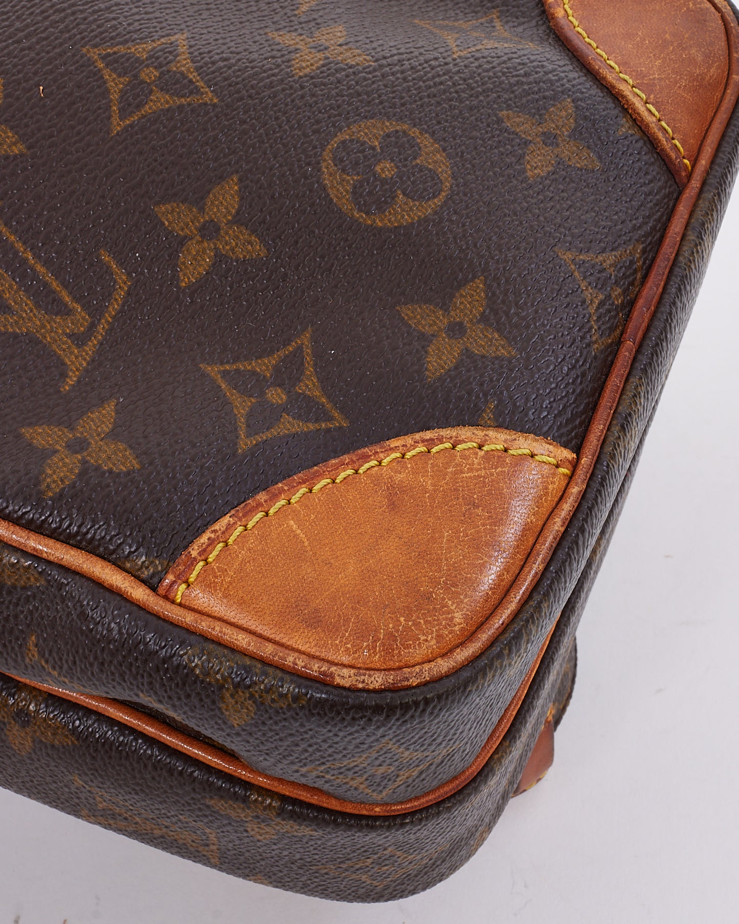 Louis Vuitton Monogram Canvas Amazone 22 Crossbody Bag