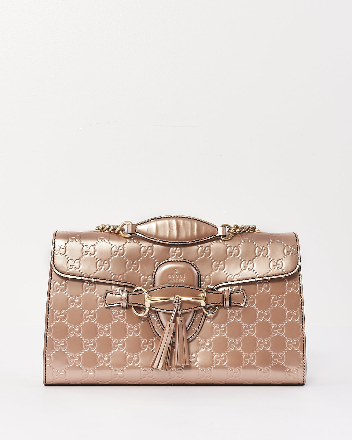 Gucci Sac à bandoulière à rabat en chaîne Emily en cuir verni guccissima rose