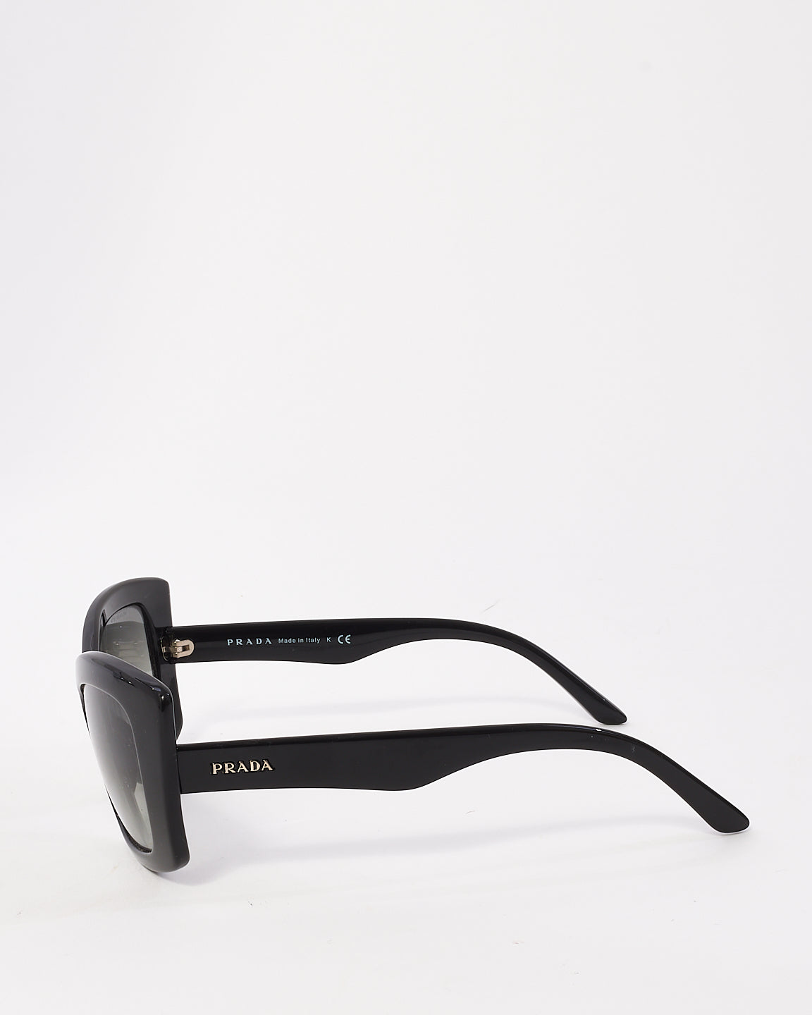 Prada Black Acetate SPR 19M Cat Eye Sunglasses