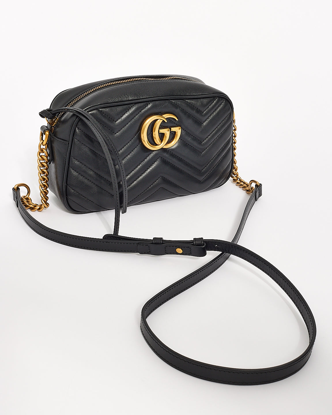 Petit sac pour appareil photo Gucci Marmont GG Matelasse en cuir noir 