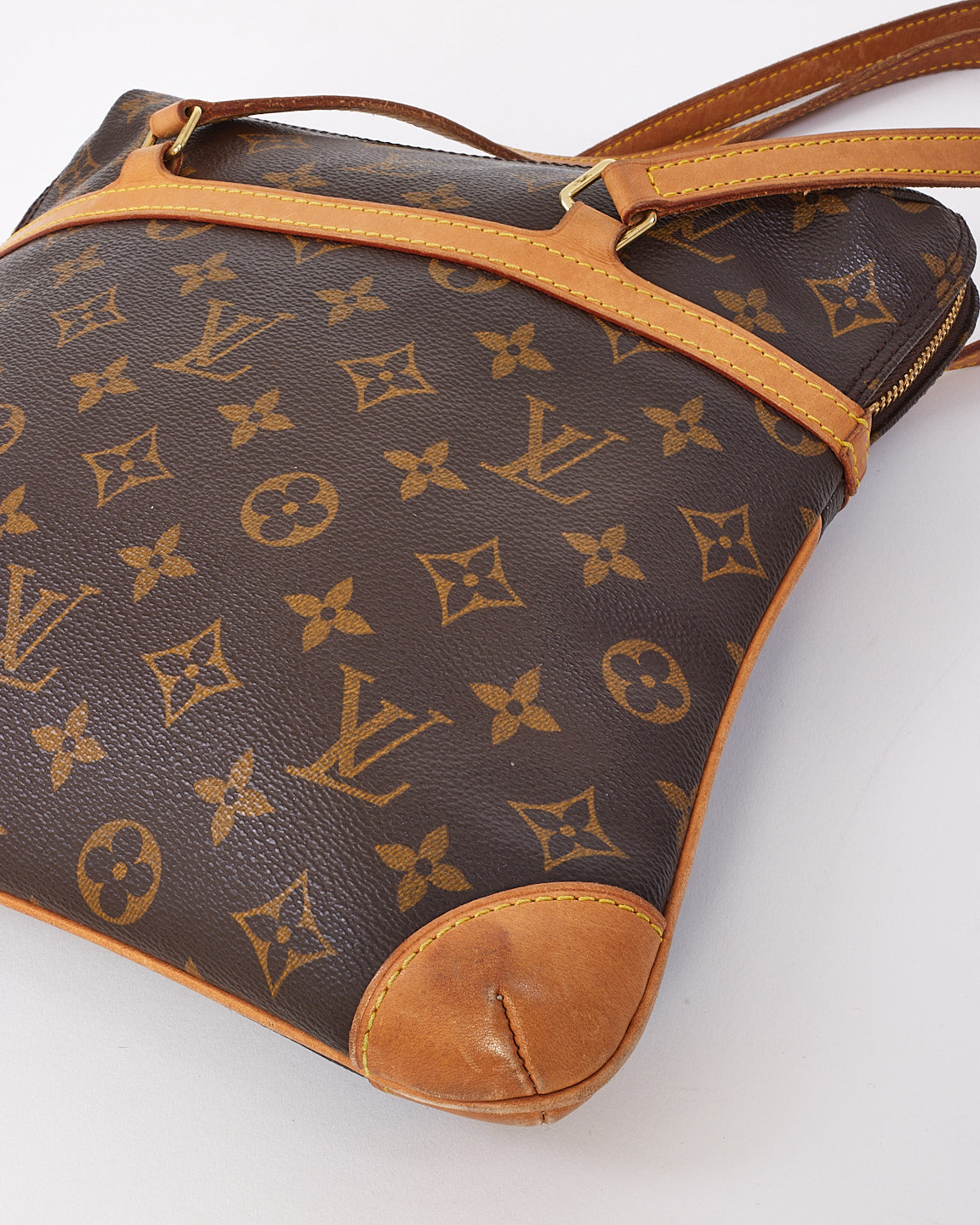 Louis Vuitton Monogram Canvas Coussin GM Shoulder Bag