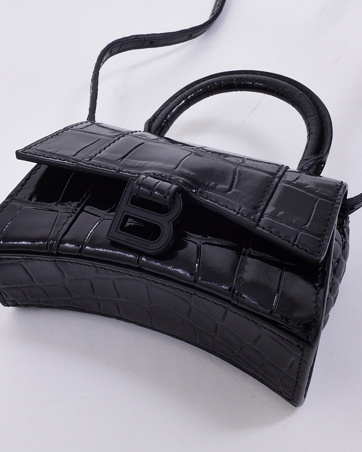 Balenciaga Mini sac à bandoulière Nano Hourglass en cuir embossé croco noir