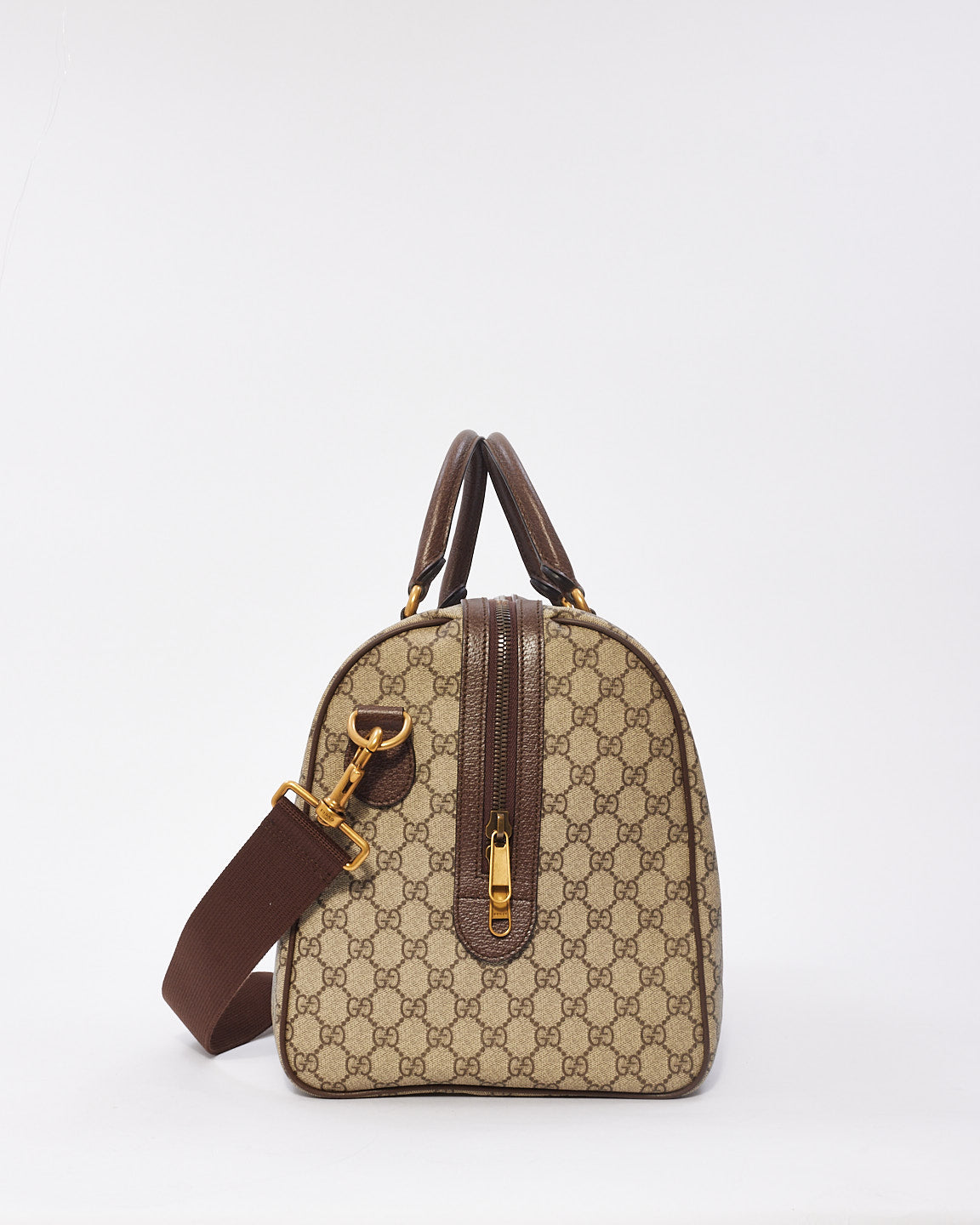 Sac de sport moyen Savoy en toile suprême Gucci marron Ophidia monogramme GG