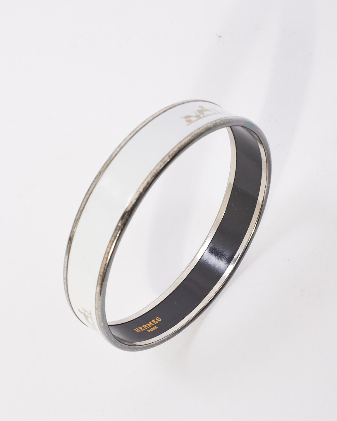 Hermès White & Silver Enamel Caleche Bangle Bracelet - 65(M)