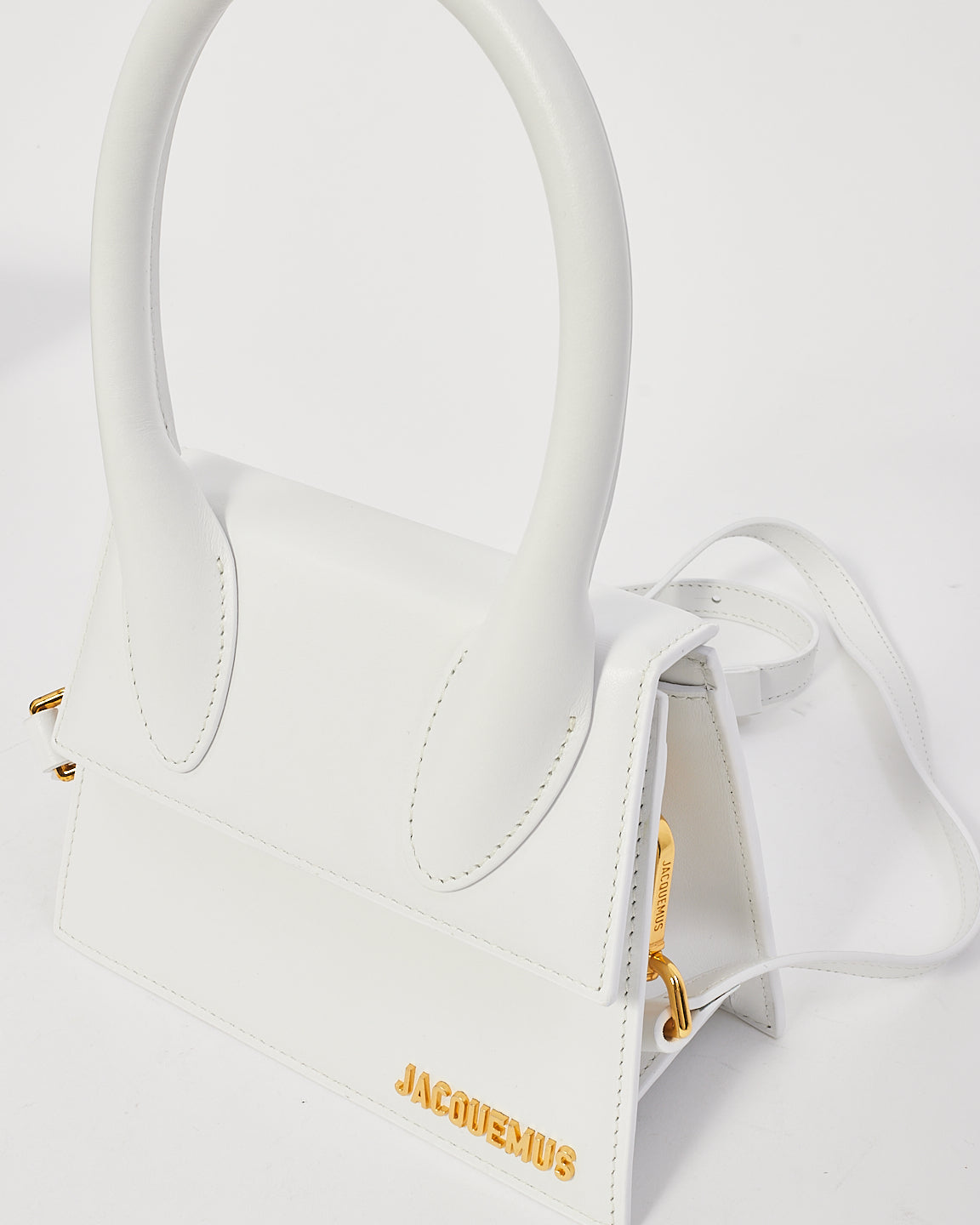 Jacquemus White Leather ‘Le Moyen Chiquito’ Bag