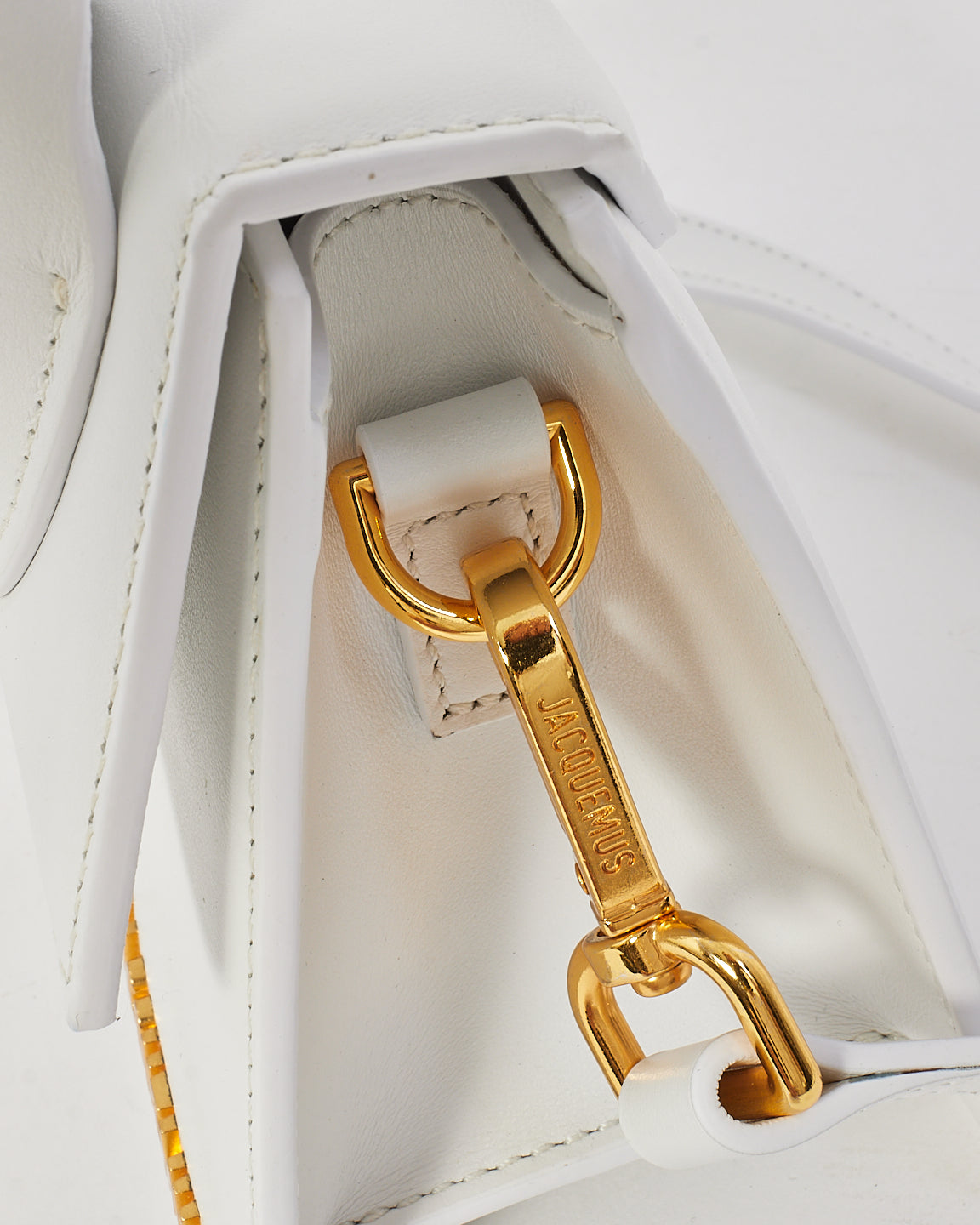 Jacquemus White Leather ‘Le Moyen Chiquito’ Bag