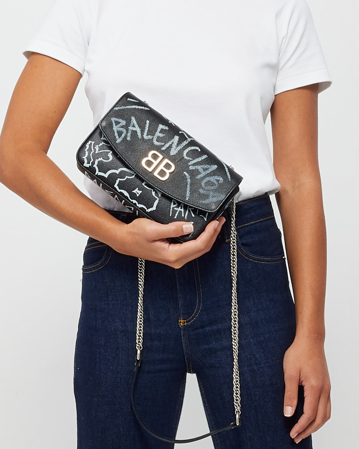 Balenciaga Sac à chaîne BB Graffiti en cuir noir