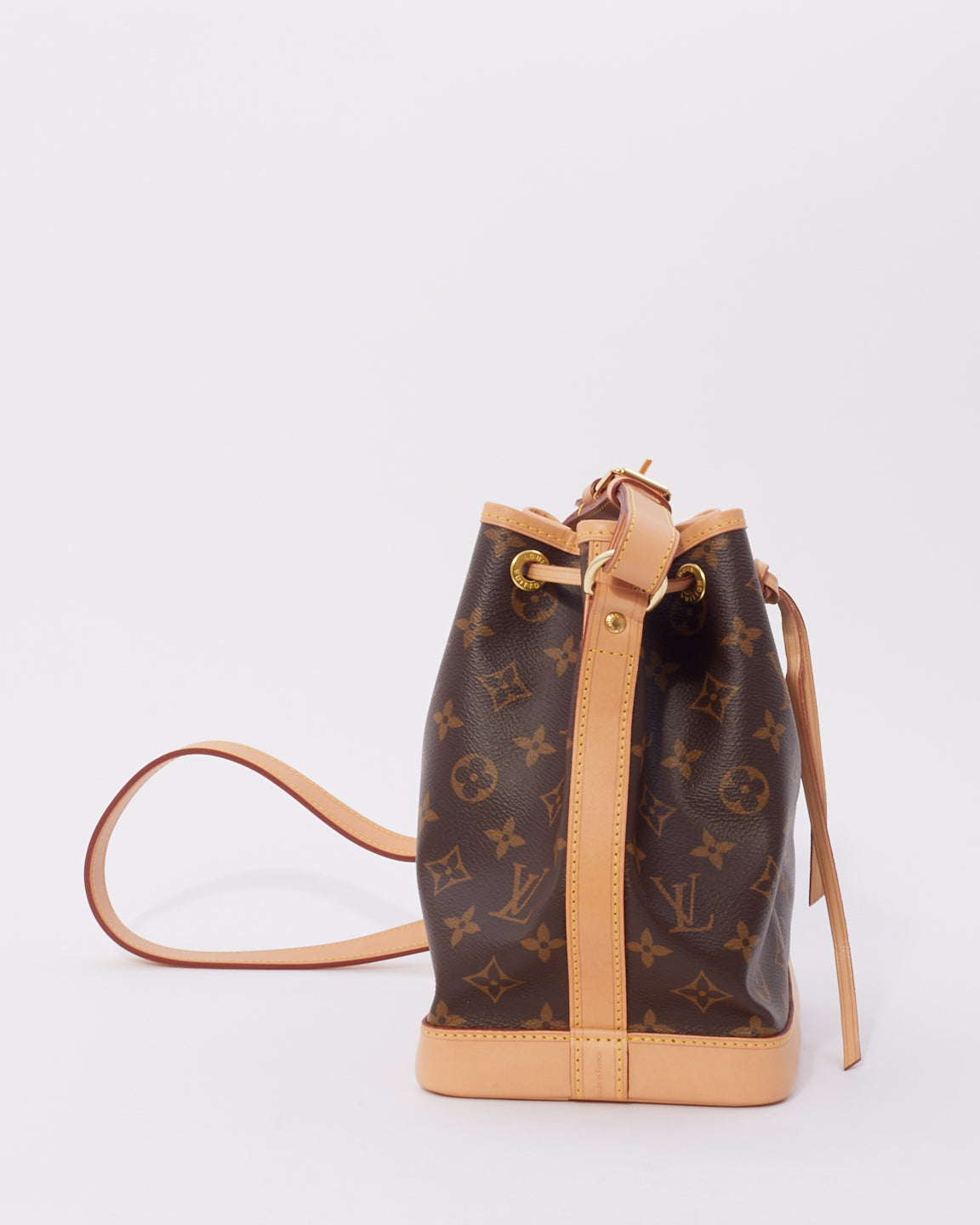 Louis Vuitton Monogram Canvas Noé BB Bucket Bag