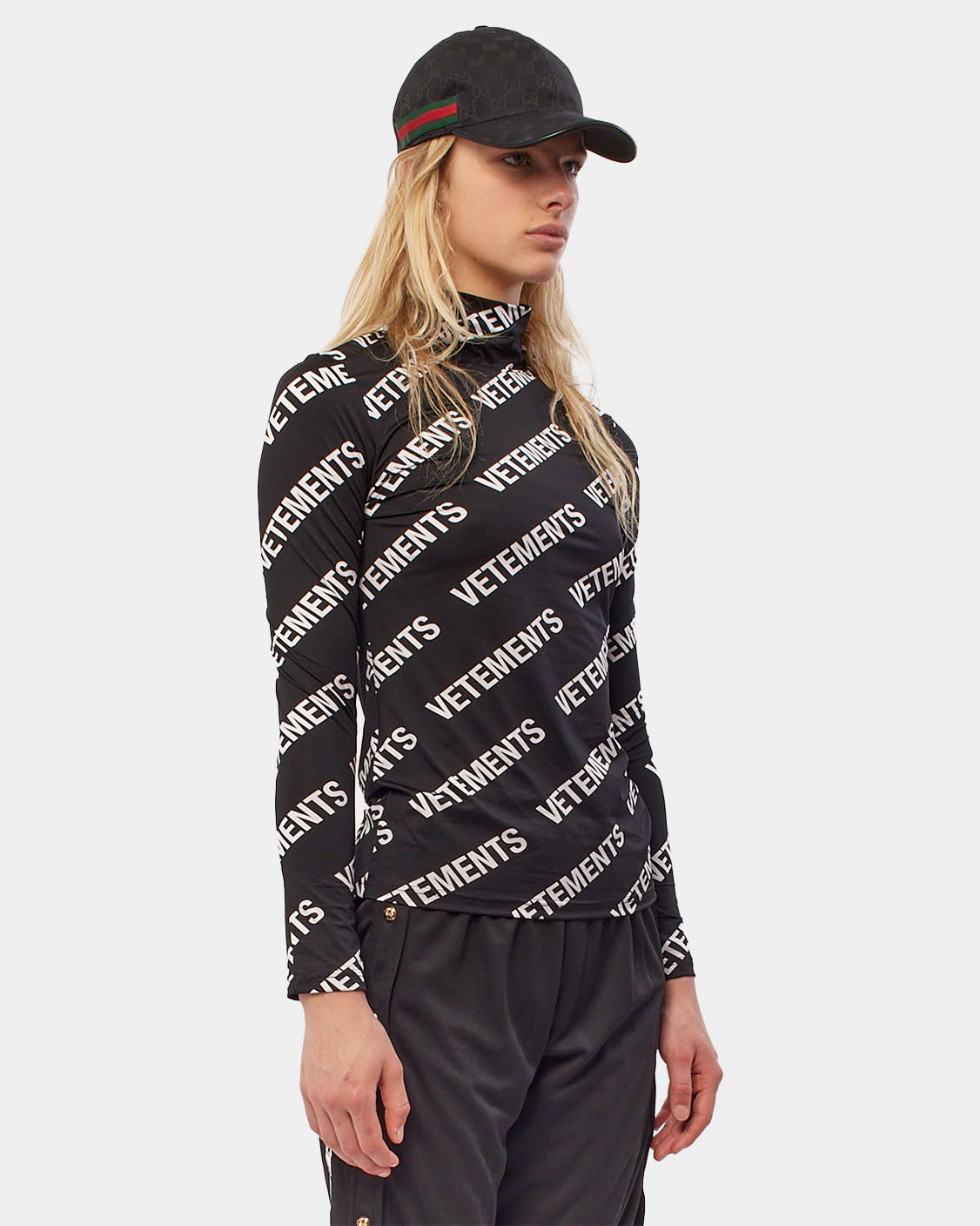 Vetements Black and White Logo Long Sleeve Turtleneck Top - S