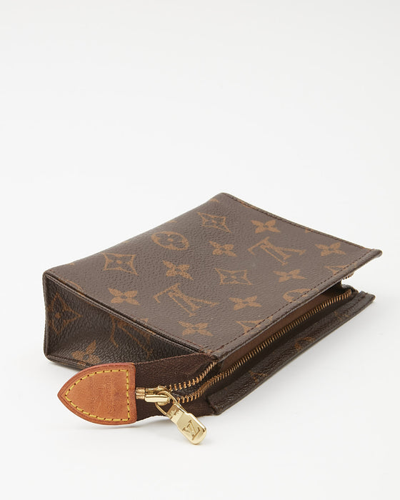 Louis Vuitton Monogram Canvas Toiletry Pouch 15 – RETYCHE