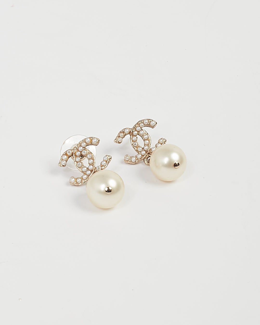 Chanel Pearl Pendant CC Logo Earrings