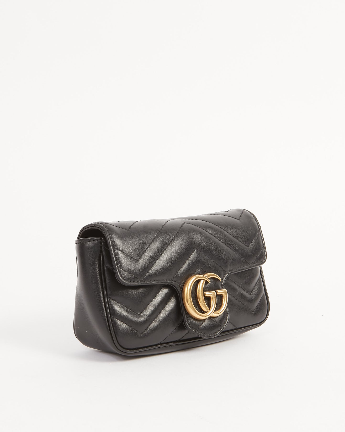 Gucci Sac Super Mini Chevron Matelasse GG Marmont en cuir noir